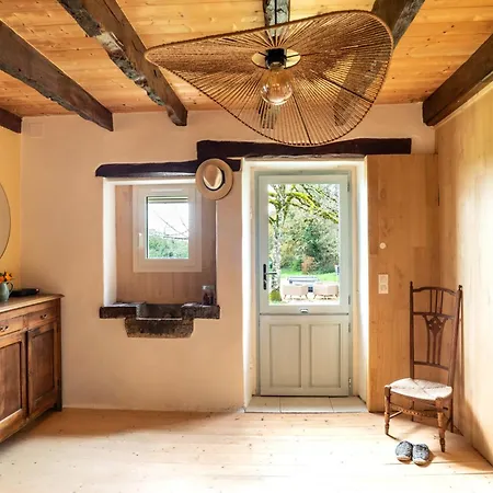 Сasa de vacaciones Mas D'oliu Havre De Paix Avec Piscine Et Vue Pres De Martel